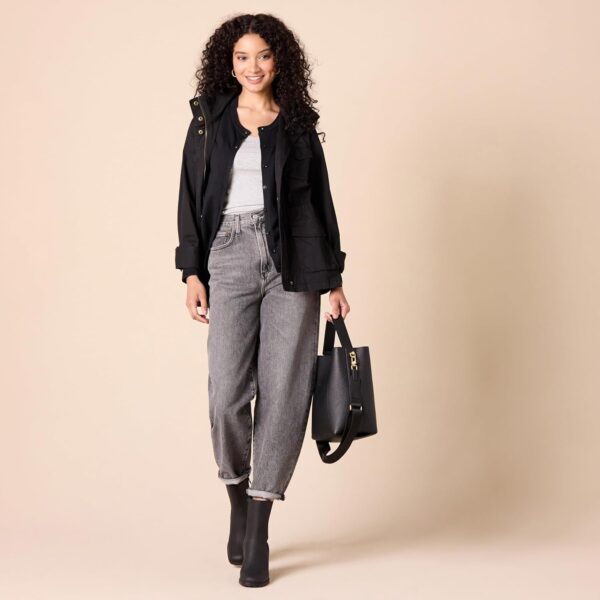 Amazon Essentials Women's Lightweight Crewneck Cardigan Sweater (Available in Plus Size) - Image 5