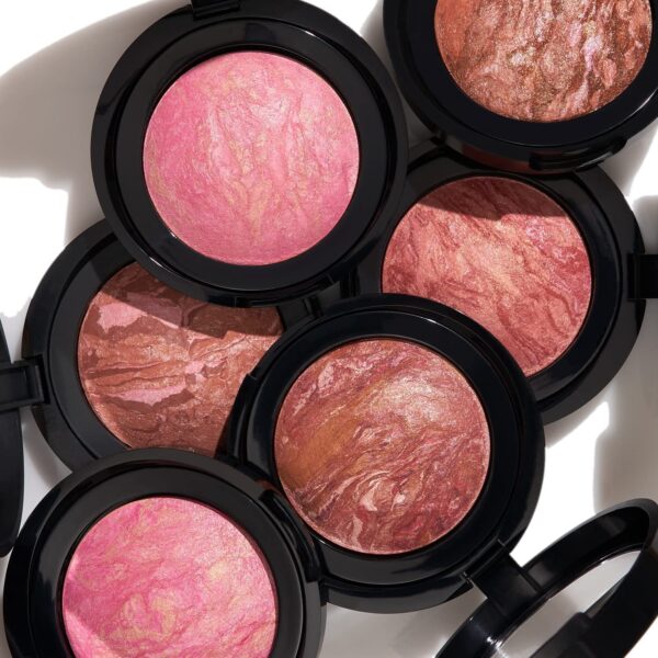 LAURA GELLER NEW YORK Baked Blush-n-Brighten Marbleized Blush for Cheeks - Tropic Hues - Satin Finish - Buildable Color - Image 7